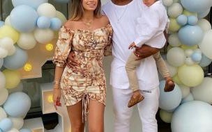 离婚男人独自带女儿(27岁爸爸与妻子离婚) 27岁男子结婚9次离婚8次
