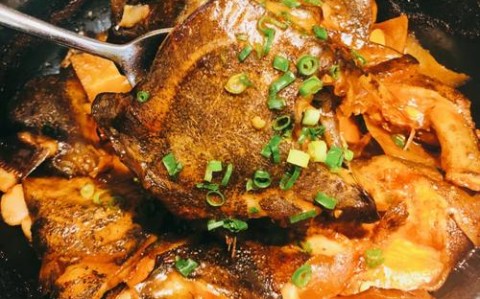 碟鱼头的做法（干锅碟鱼头的做法）