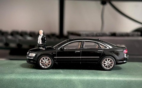 奥迪a8汽车（奥迪A8汽车模型）