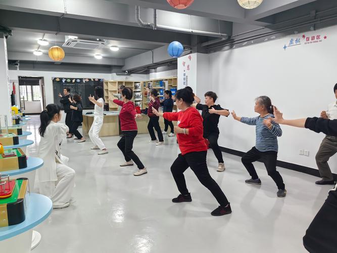 老年大学电竞班（老年大学电竞班怎么样）
