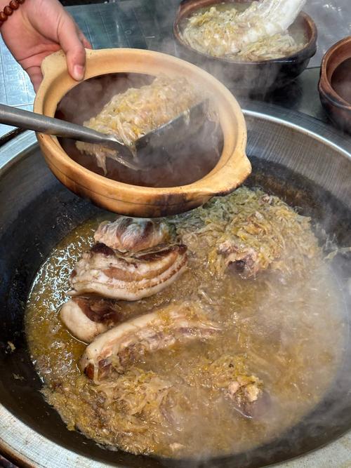 东北杀猪菜的做法（东北杀猪菜的做法步骤）