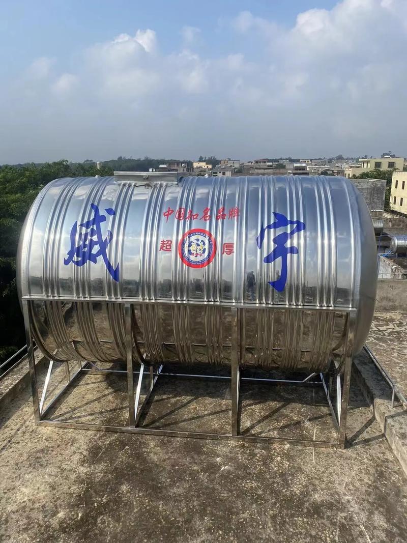 家用不锈钢水塔（家用不锈钢水塔安装）