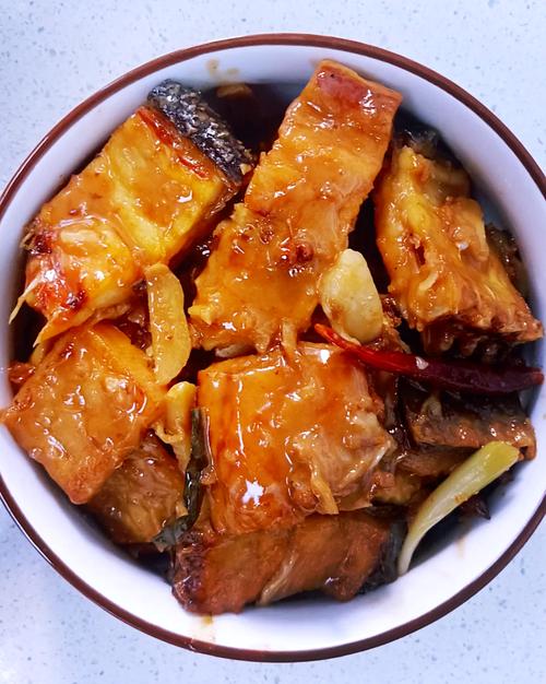 红烧鱼块的做法（红烧鱼块的做法 家常）