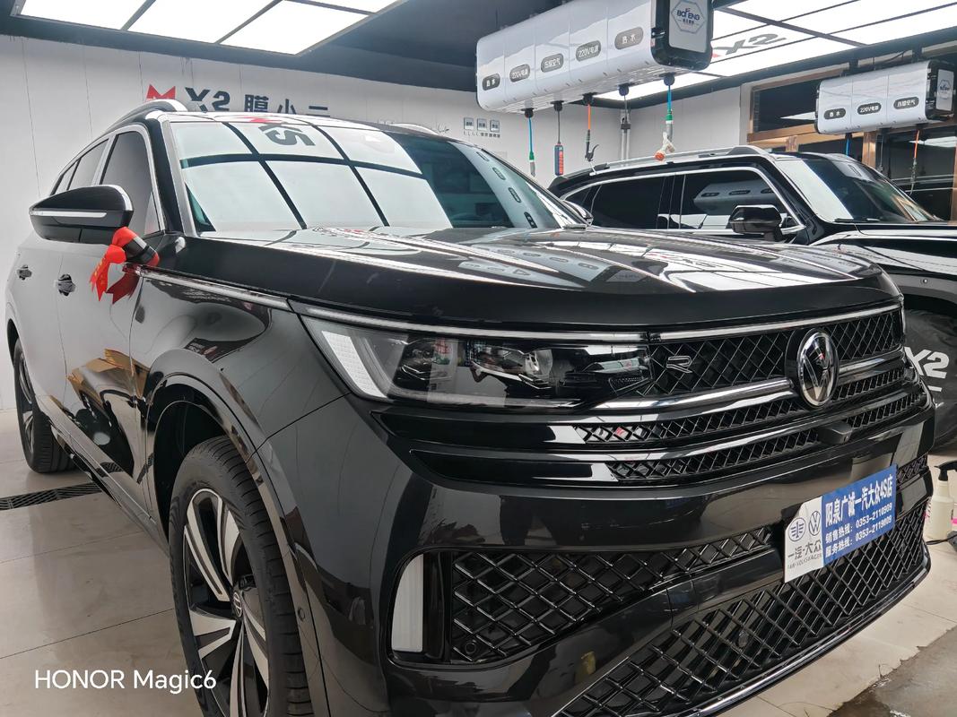 指挥官汽车（指挥官汽车膜是哪个厂家）