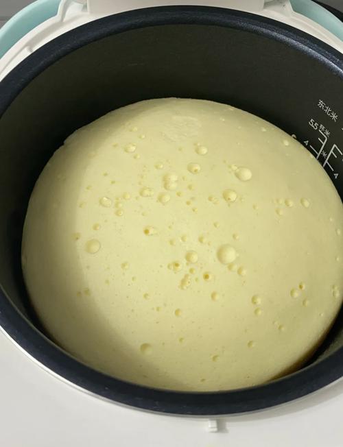 电饭锅蛋糕做法（电饭锅蛋糕做法大全）