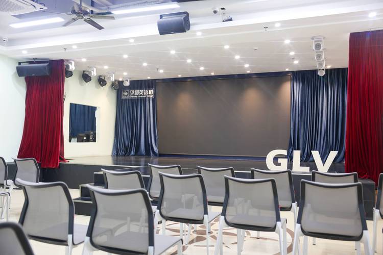 封闭式英语培训（封闭式英语培训怎么样）