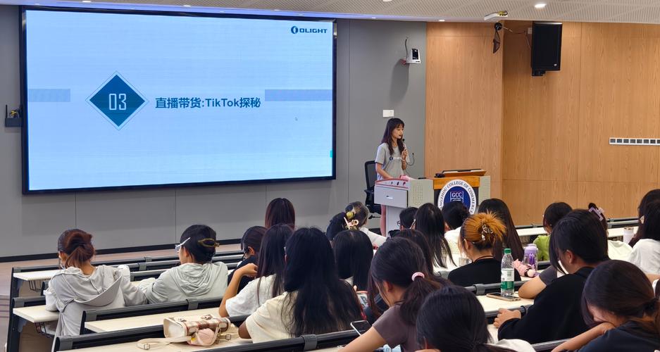 深圳商务英语培训（深圳全日制商务英语培训学校）