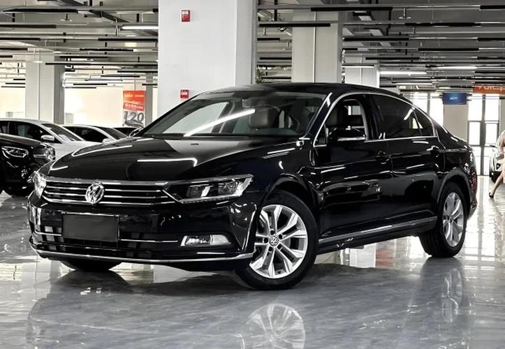 迈腾汽车报价（2025迈腾330落地价）