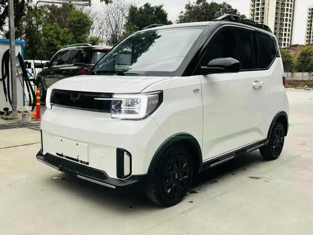 柳州五菱汽车报价（柳州五菱suv汽车价格）