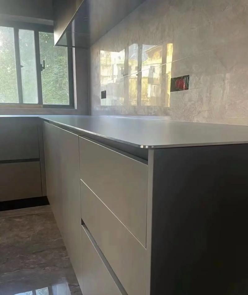 不锈钢装饰品（不锈钢装饰品断了怎么办）